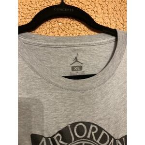 Air Jordan Boys' XL T-Shirt